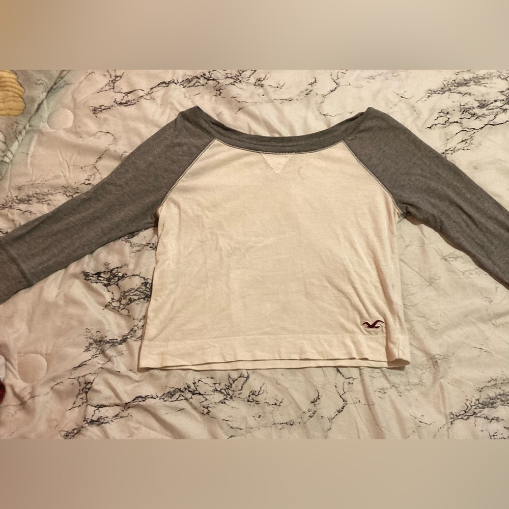 Basic elbow length sleeve crop top